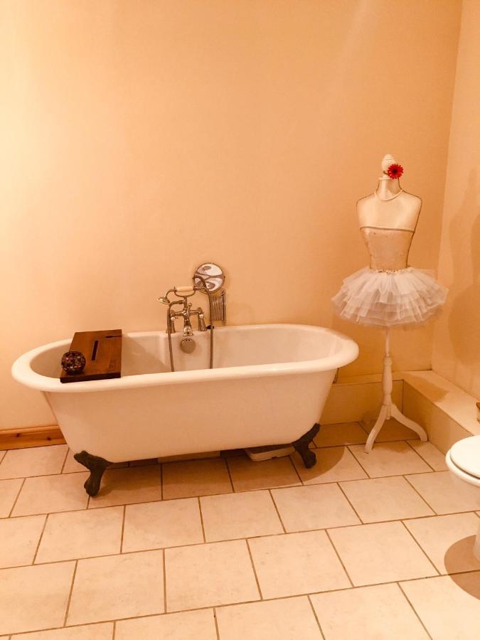 Maison Blanche De Hudson Cussac  Buitenkant foto