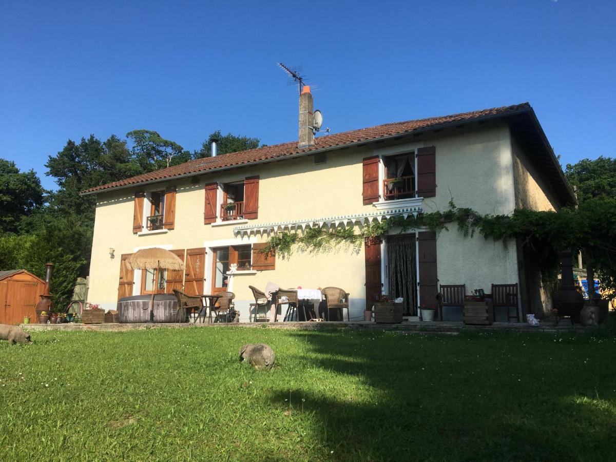 Maison Blanche De Hudson Cussac  Buitenkant foto